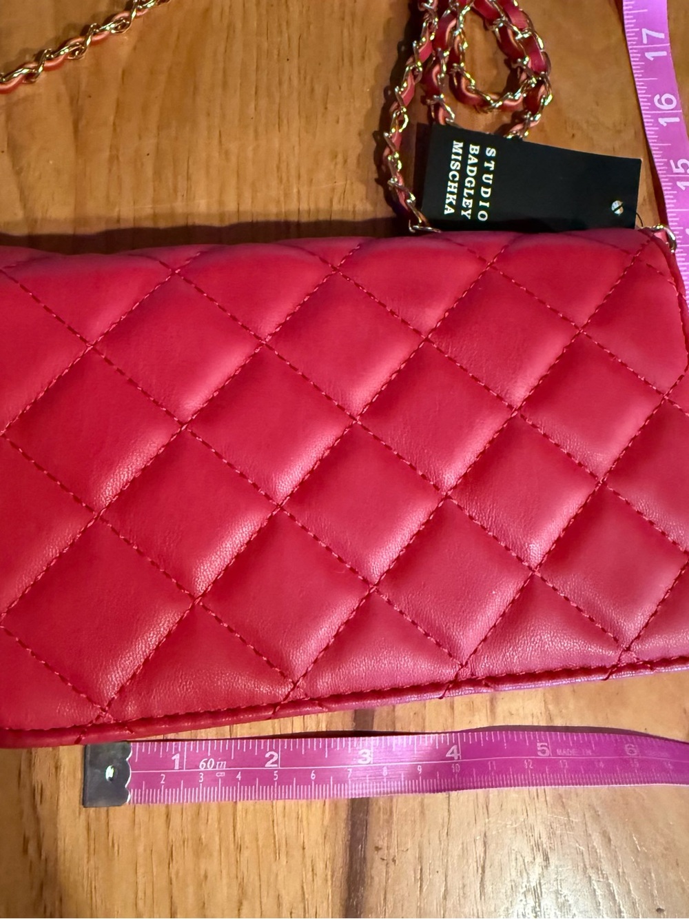 Badgley Mischka Diamond Red Quilted
Studded Chain Crossbody Bag NWT - Picture 8 of 12